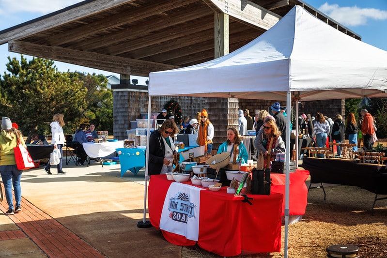 Dowdy Park holiday market