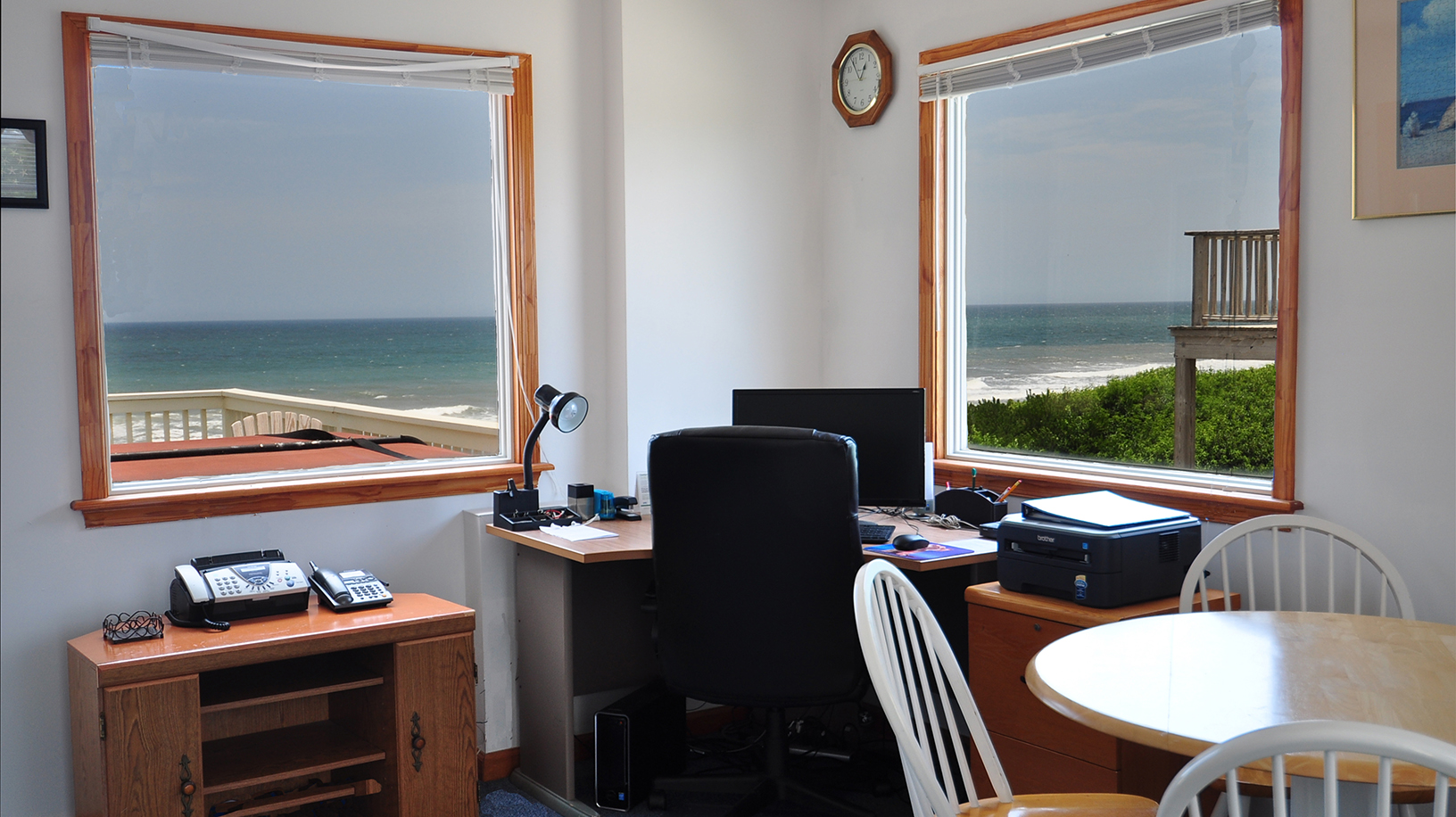 Bleisure on the OBX: 5 Reasons to Work Remotely From the Beach
