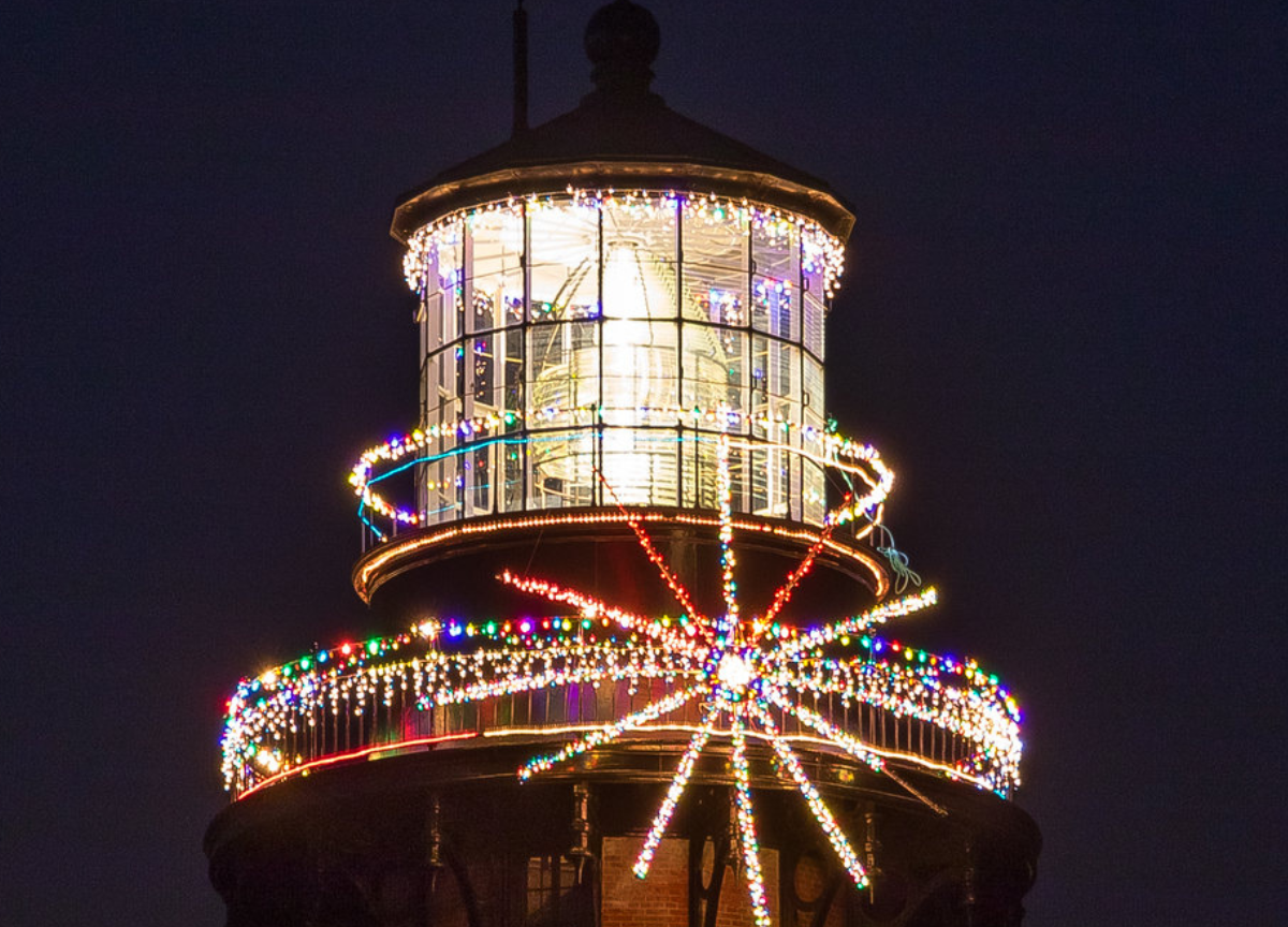 currituck lighthouse christmas