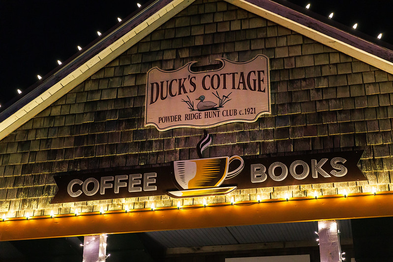 Duck's Cottage Coffee Christmas