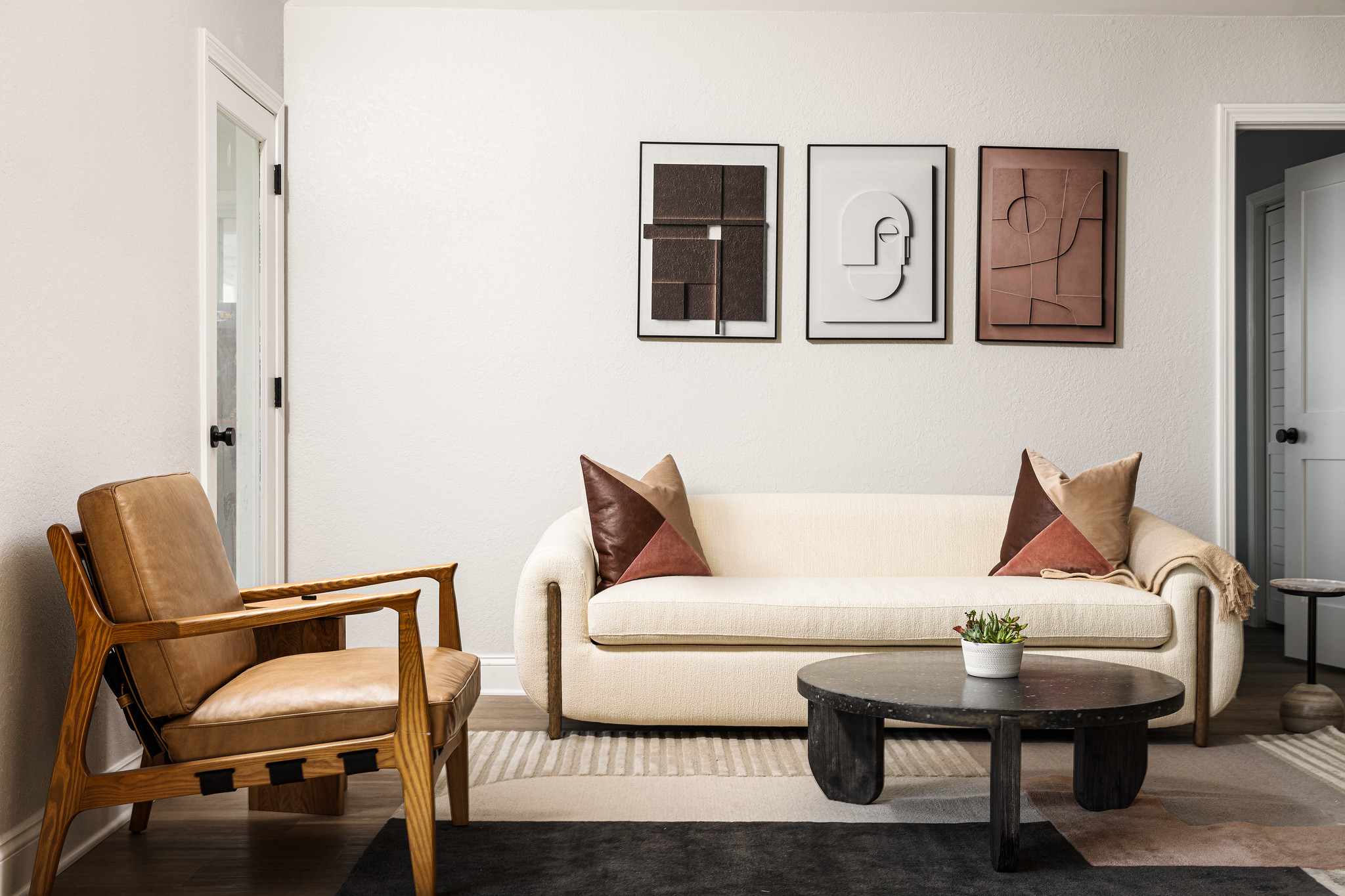 Curated visual reference: Gallery Detail: Top 10 Obx Homes With A Reading Nook